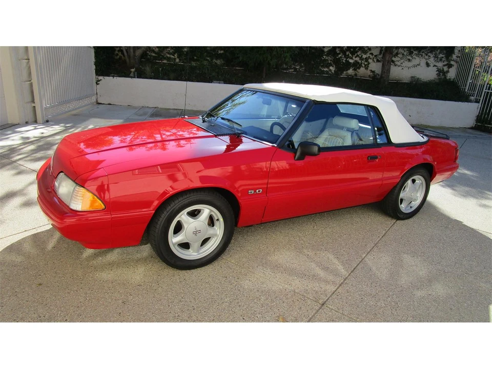 1993 Ford Mustang 3rd Gen - Image 2 of 12