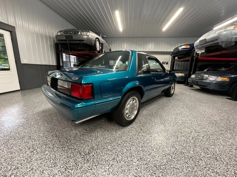 1993 Ford Mustang 3rd Gen - Image 5 of 26