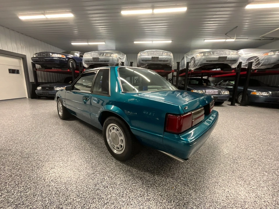 1993 Ford Mustang 3rd Gen - Image 3 of 26