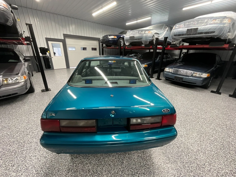 1993 Ford Mustang 3rd Gen - Image 4 of 26