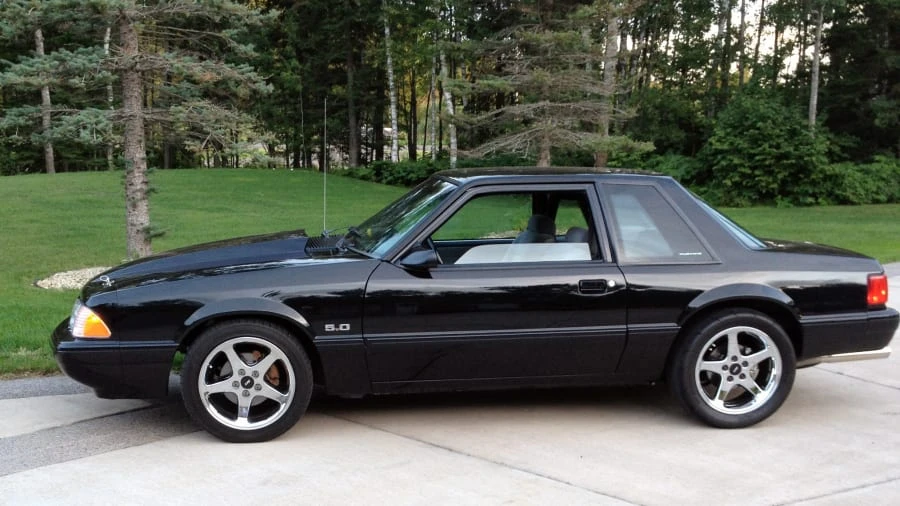 1993 Ford Mustang 3rd Gen - Image 2 of 7