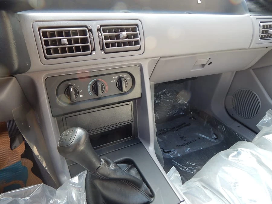 1993 Ford Mustang 3rd Gen - Image 4 of 9