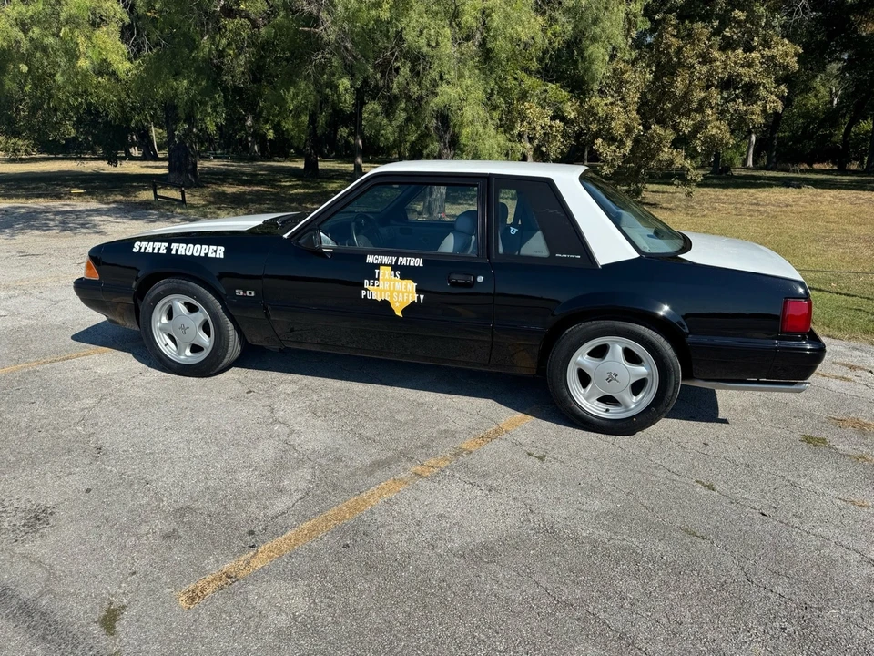 1993 Ford Mustang 3rd Gen - Image 9 of 21
