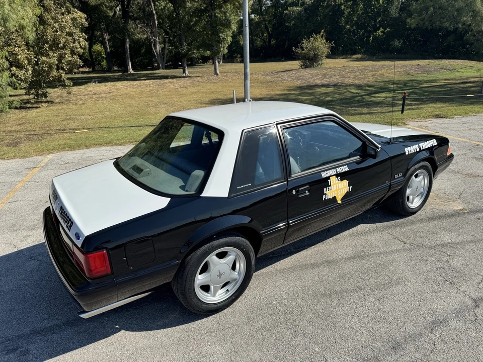 1993 Ford Mustang 3rd Gen - Image 4 of 21