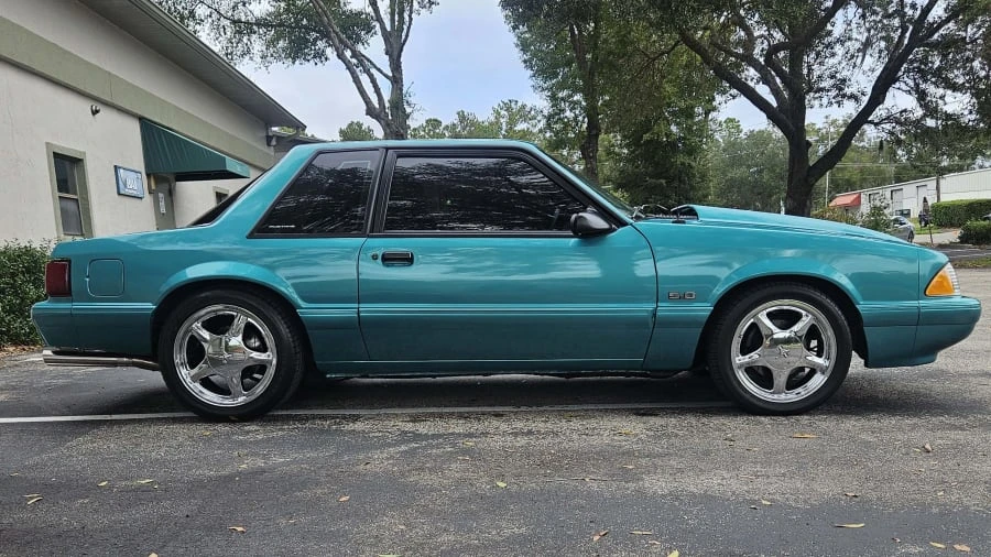 1993 Ford Mustang 3rd Gen - Image 2 of 25