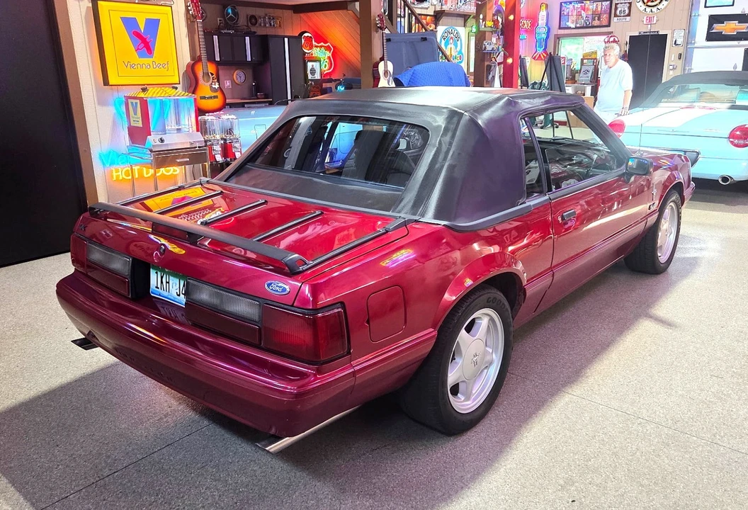 1993 Ford Mustang 3rd Gen - Image 3 of 31