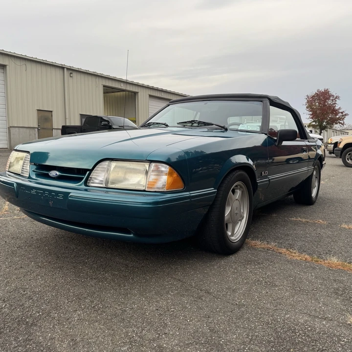 1993 Ford Mustang 3rd Gen - Image 2 of 15