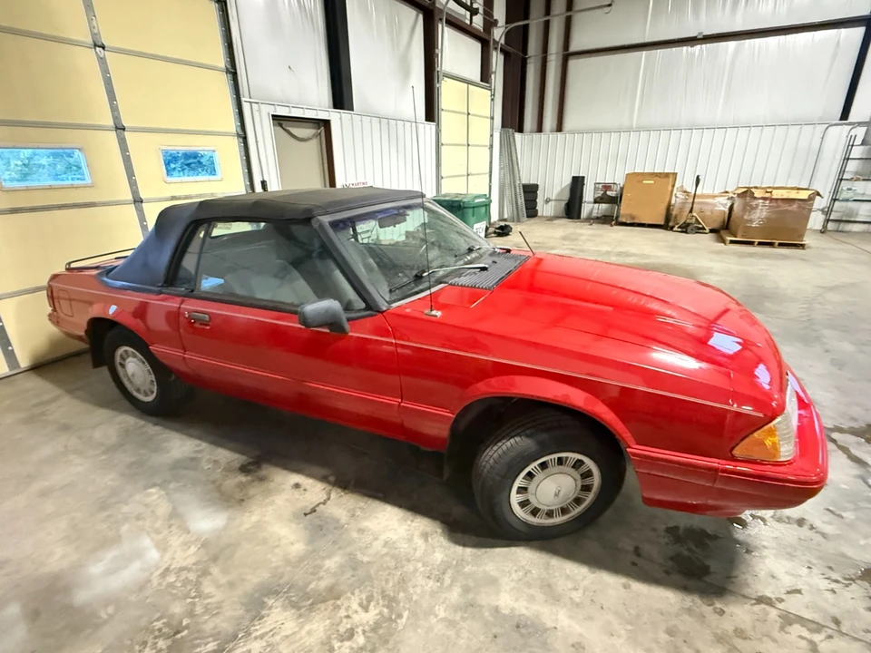 1993 Ford Mustang 3rd Gen - Image 3 of 31