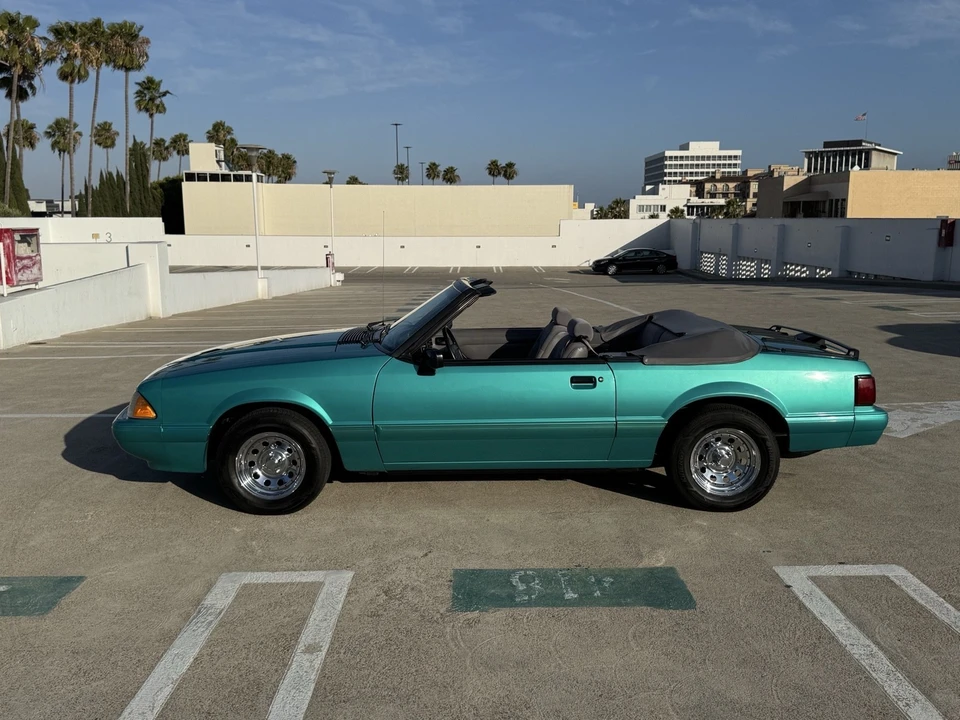 1993 Ford Mustang 3rd Gen - Image 7 of 31