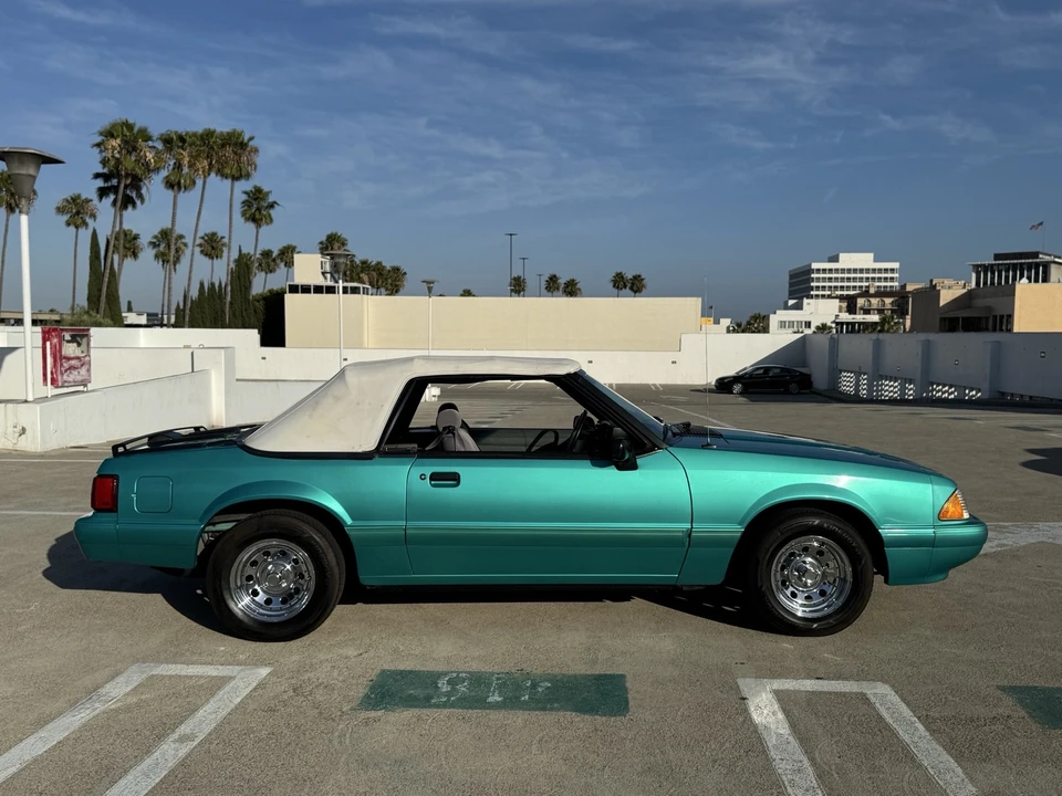 1993 Ford Mustang 3rd Gen - Image 4 of 31