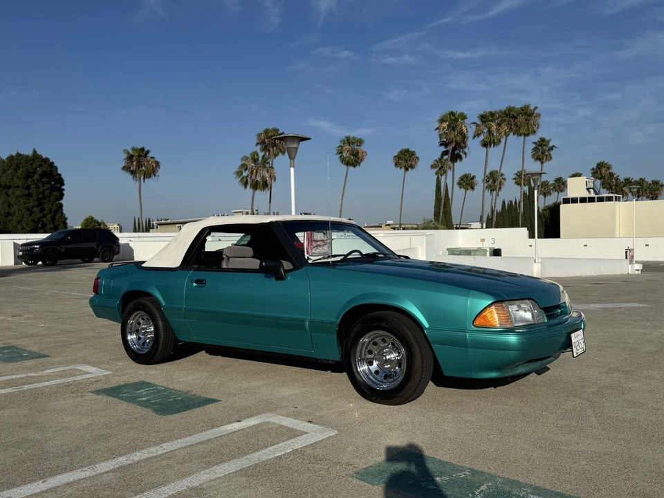 1993 Ford Mustang 3rd Gen - Image 4 of 31