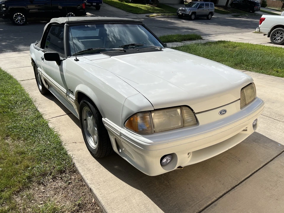 1993 Ford Mustang 3rd Gen - Image 2 of 4