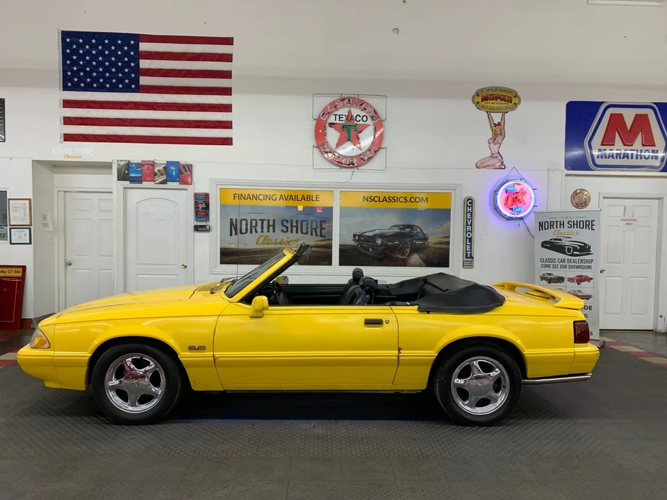 1993 Ford Mustang 3rd Gen - Image 4 of 21