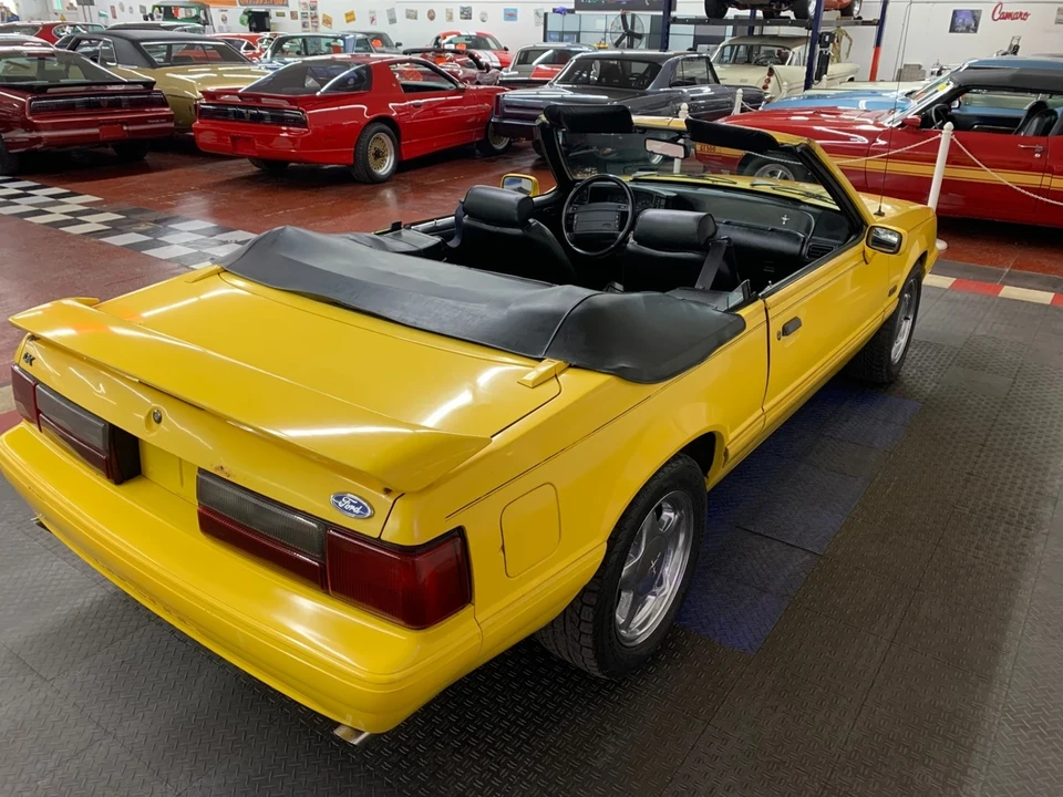 1993 Ford Mustang 3rd Gen - Image 11 of 21