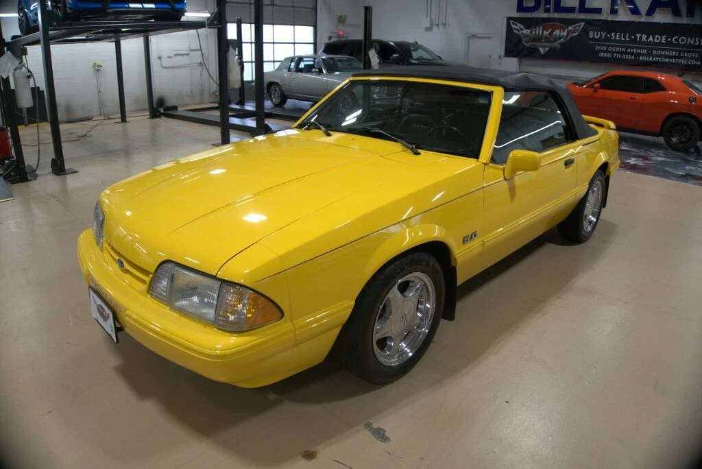 1993 Ford Mustang 3rd Gen - Image 2 of 12