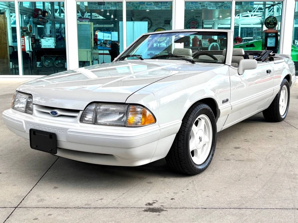 1993 Ford Mustang 3rd Gen - Image 12 of 21