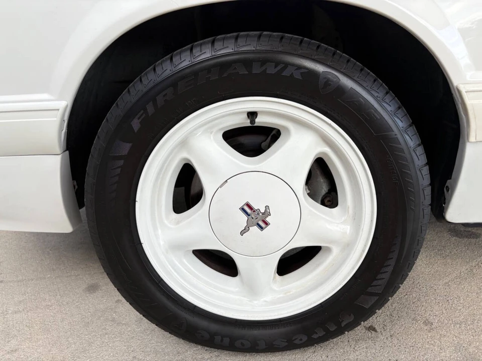 1993 Ford Mustang 3rd Gen - Image 25 of 31