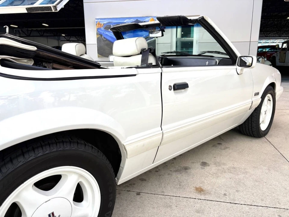 1993 Ford Mustang 3rd Gen - Image 18 of 21