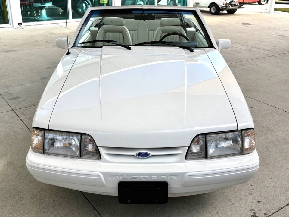 1993 Ford Mustang 3rd Gen - Image 3 of 12