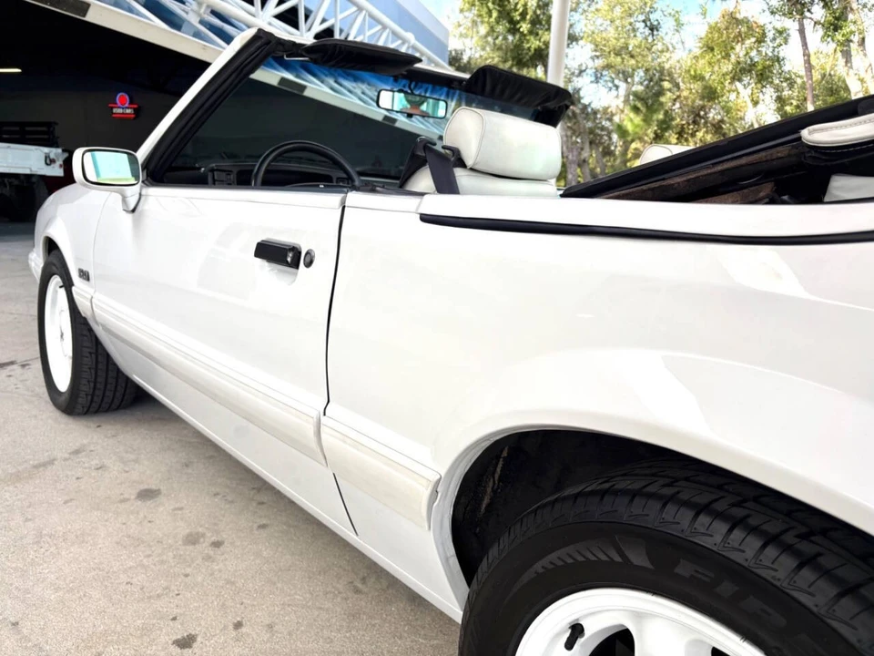 1993 Ford Mustang 3rd Gen - Image 15 of 21