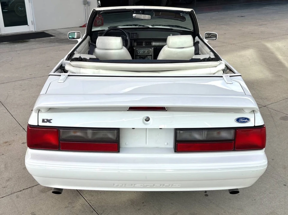 1993 Ford Mustang 3rd Gen - Image 8 of 12