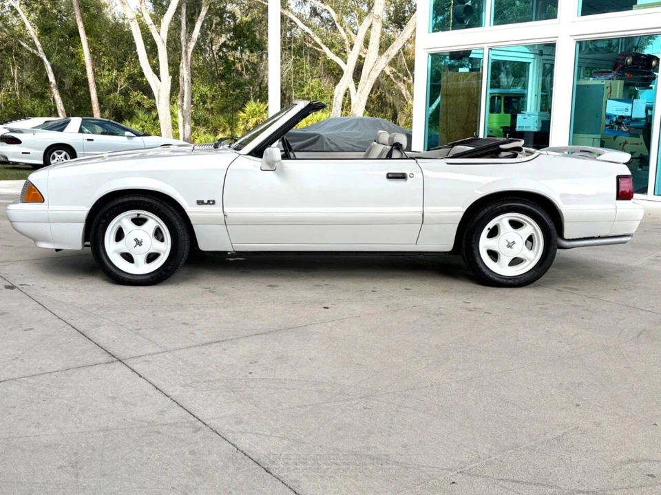 1993 Ford Mustang 3rd Gen - Image 11 of 31