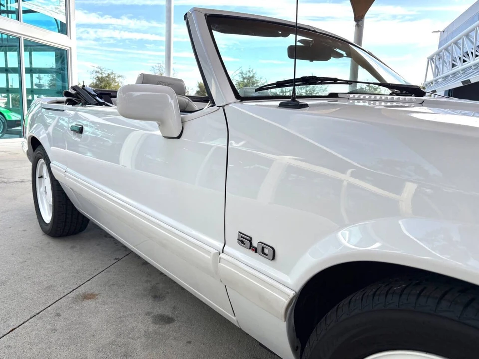 1993 Ford Mustang 3rd Gen - Image 19 of 21
