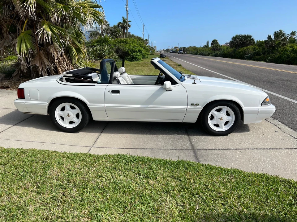 1993 Ford Mustang 3rd Gen - Image 26 of 31