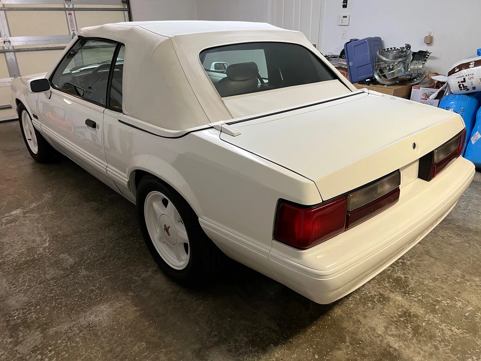 1993 Ford Mustang 3rd Gen - Image 16 of 31