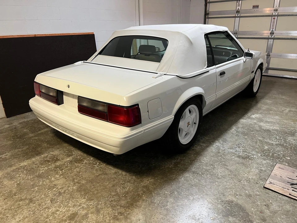 1993 Ford Mustang 3rd Gen - Image 24 of 31