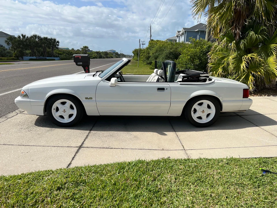 1993 Ford Mustang 3rd Gen - Image 13 of 31