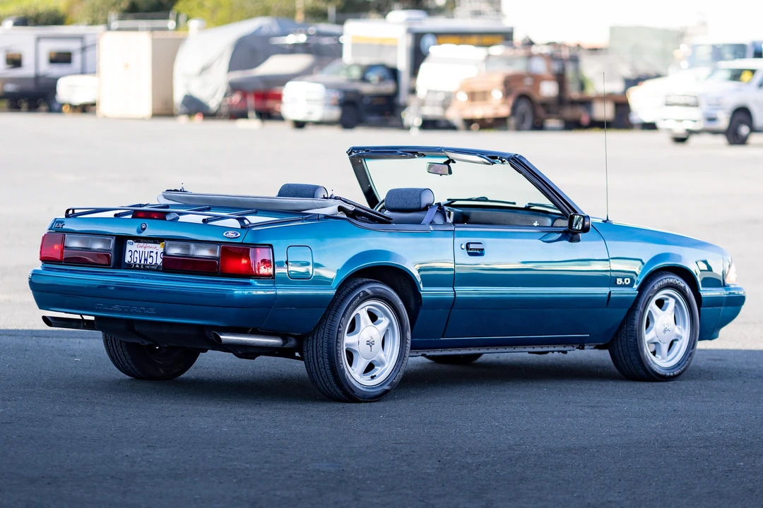 1993 Ford Mustang 3rd Gen - Image 21 of 31