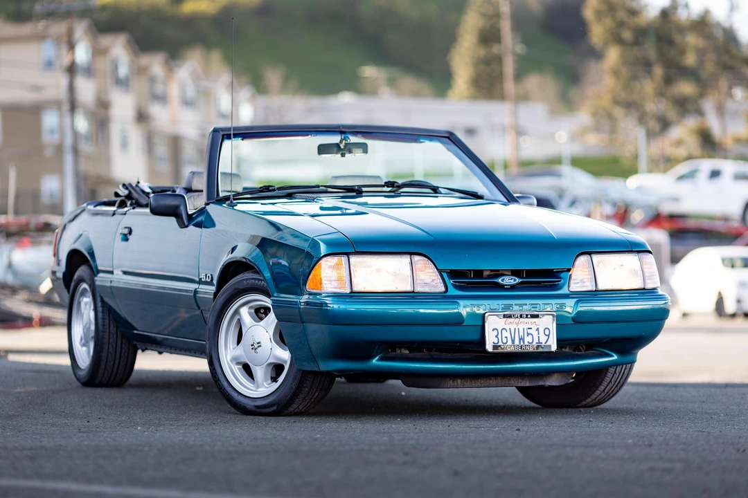 1993 Ford Mustang 3rd Gen - Image 25 of 31