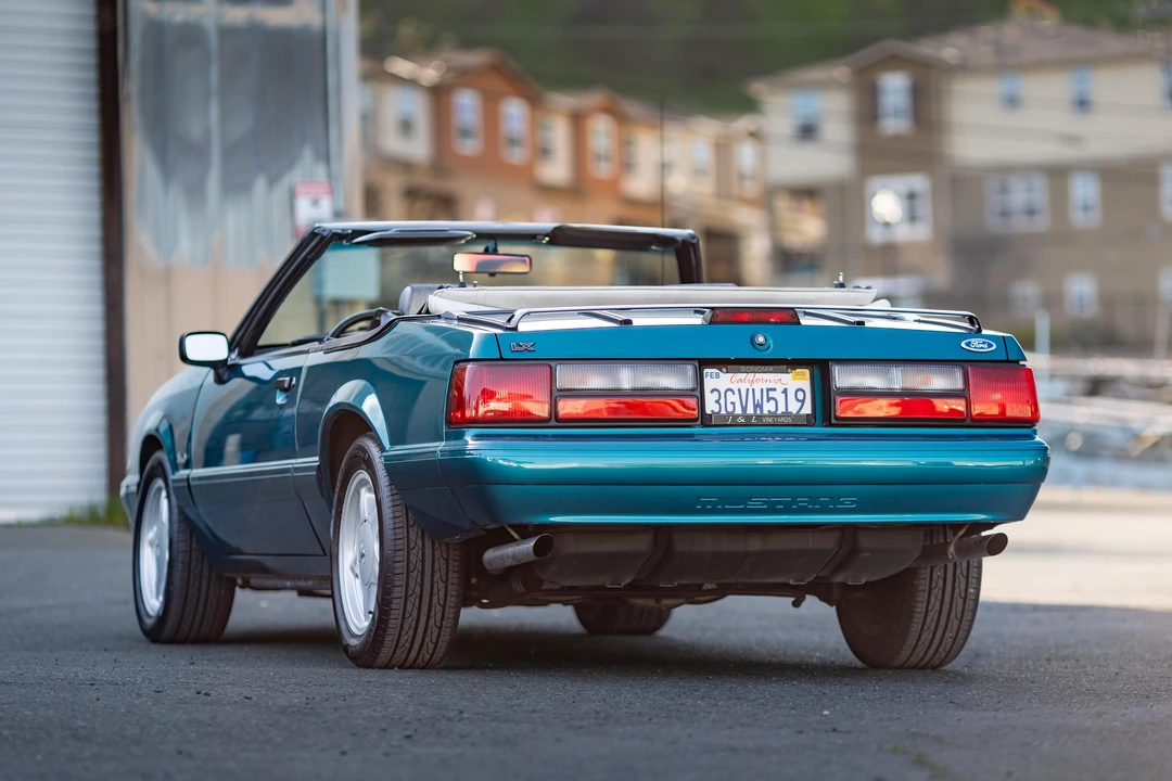 1993 Ford Mustang 3rd Gen - Image 14 of 31