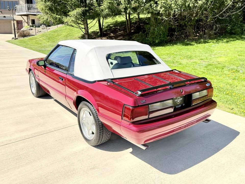 1993 Ford Mustang 3rd Gen - Image 22 of 31