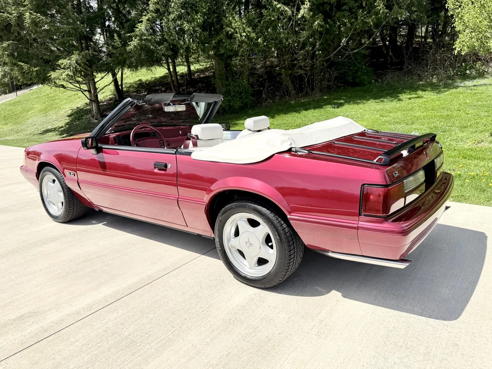 1993 Ford Mustang 3rd Gen - Image 16 of 31