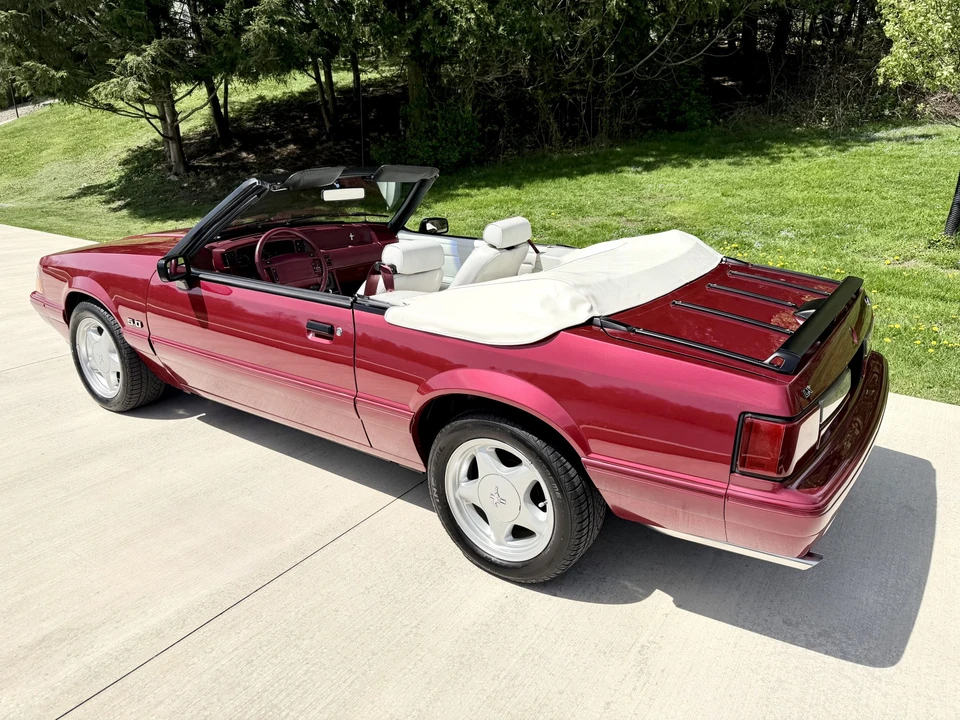 1993 Ford Mustang 3rd Gen - Image 17 of 31