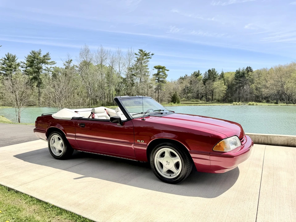 1993 Ford Mustang 3rd Gen - Image 2 of 31