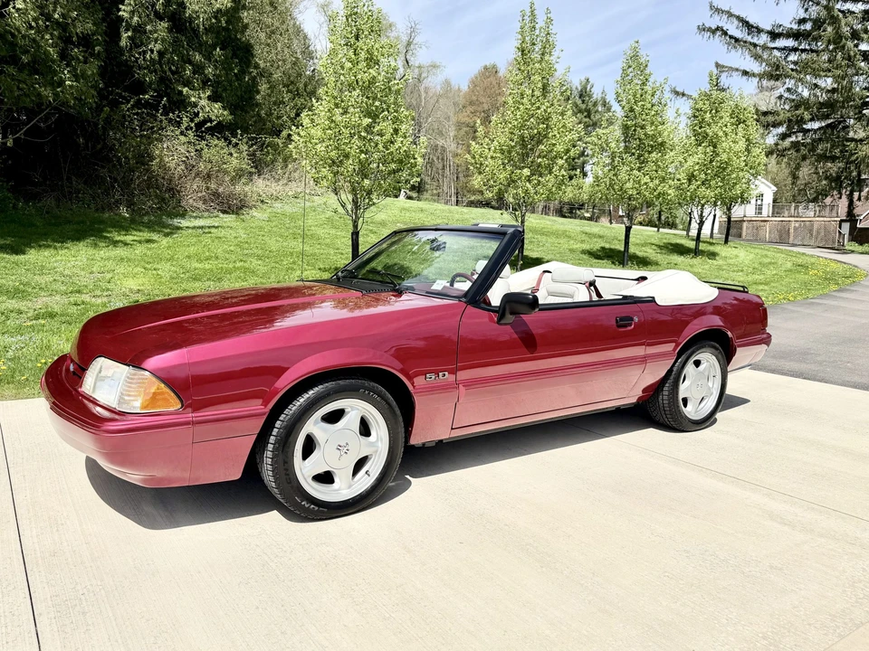 1993 Ford Mustang 3rd Gen - Image 12 of 31