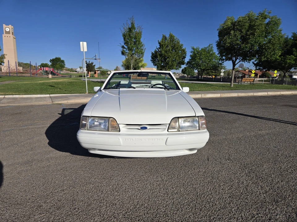 1993 Ford Mustang 3rd Gen - Image 2 of 31