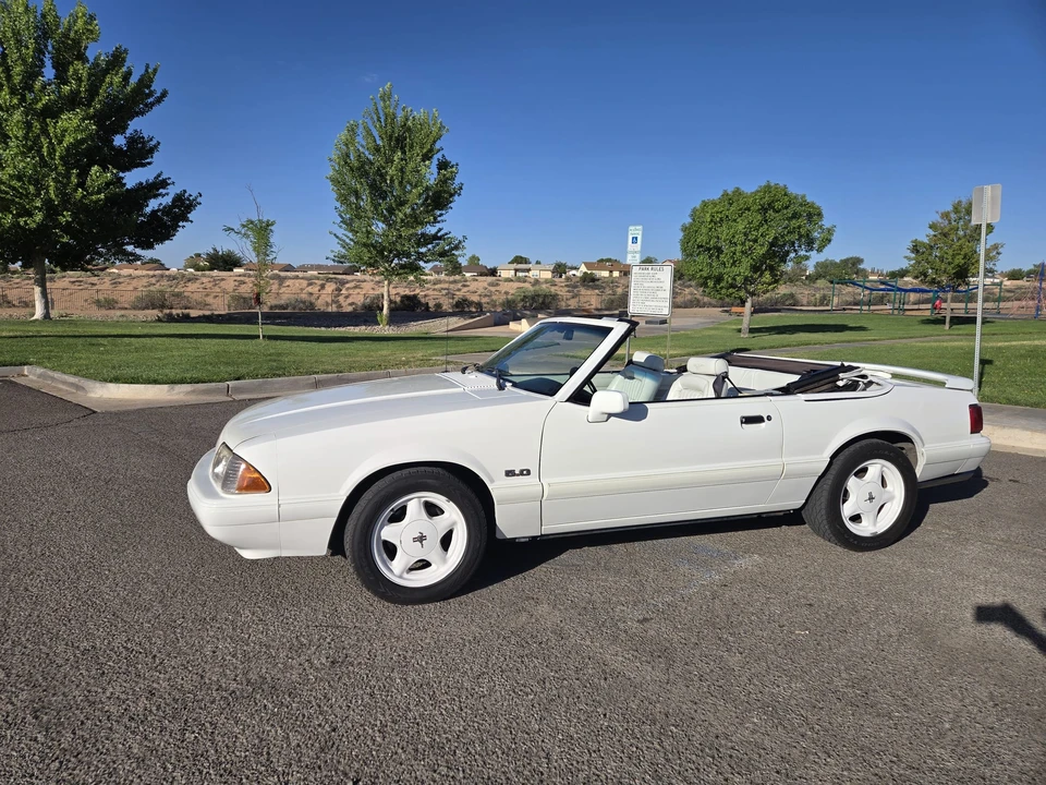 1993 Ford Mustang 3rd Gen - Image 3 of 31