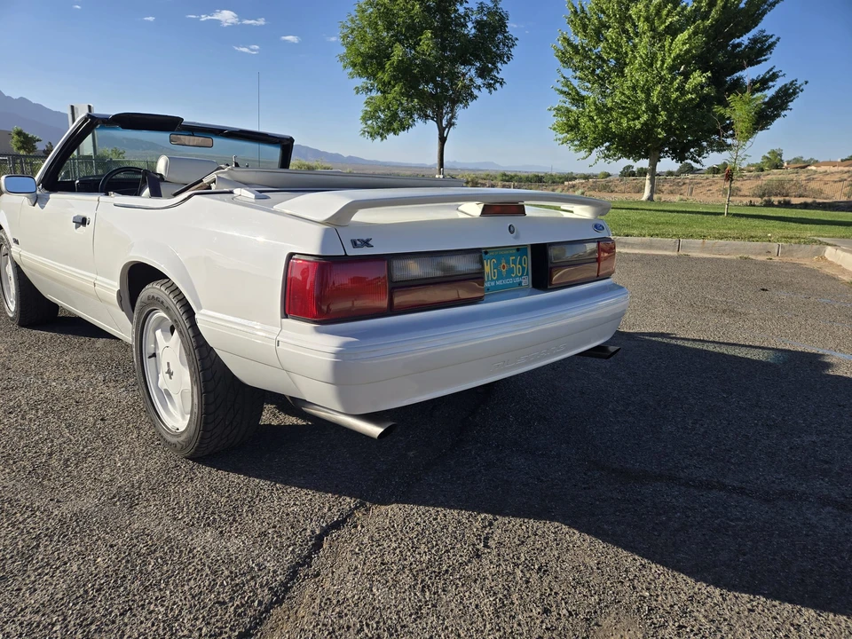 1993 Ford Mustang 3rd Gen - Image 7 of 31