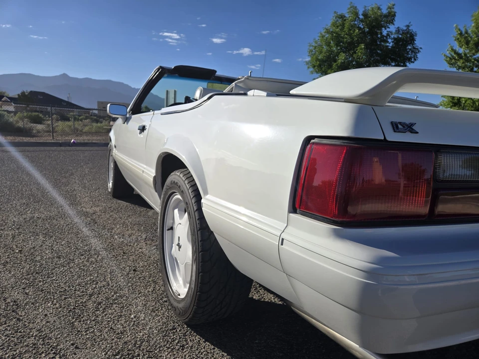 1993 Ford Mustang 3rd Gen - Image 30 of 31