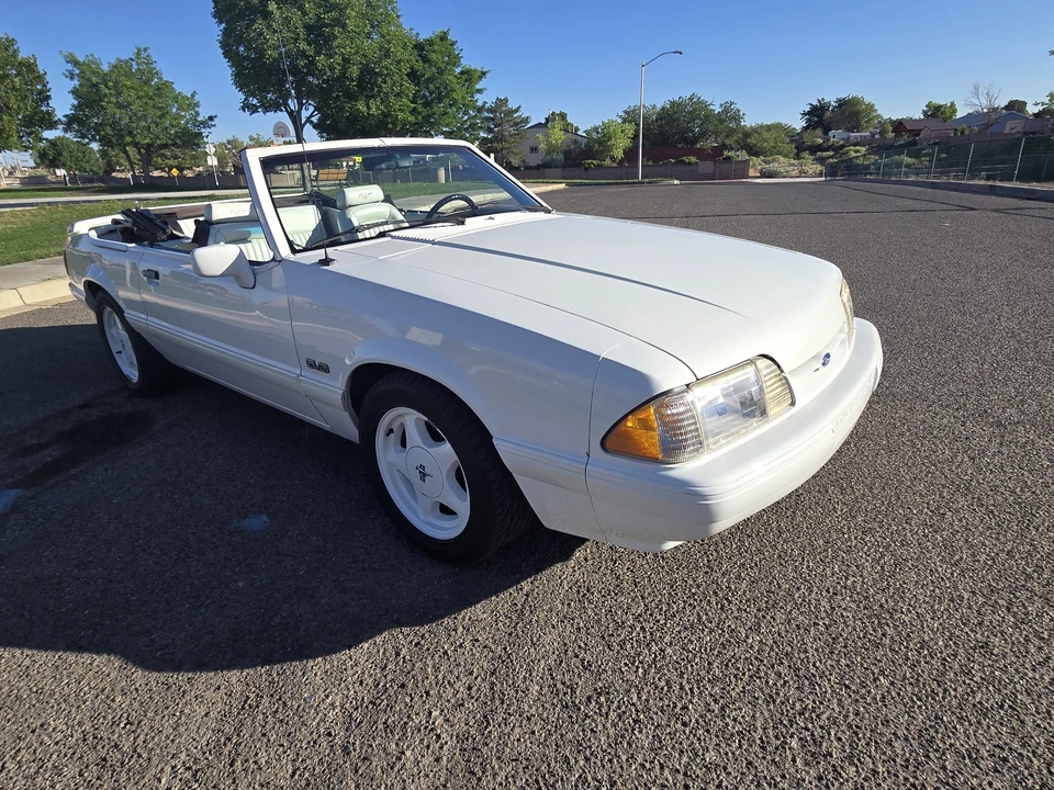 1993 Ford Mustang 3rd Gen - Image 12 of 31