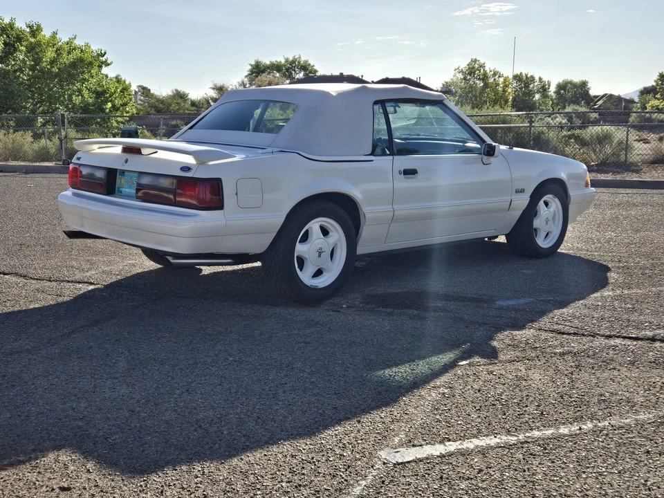1993 Ford Mustang 3rd Gen - Image 9 of 31