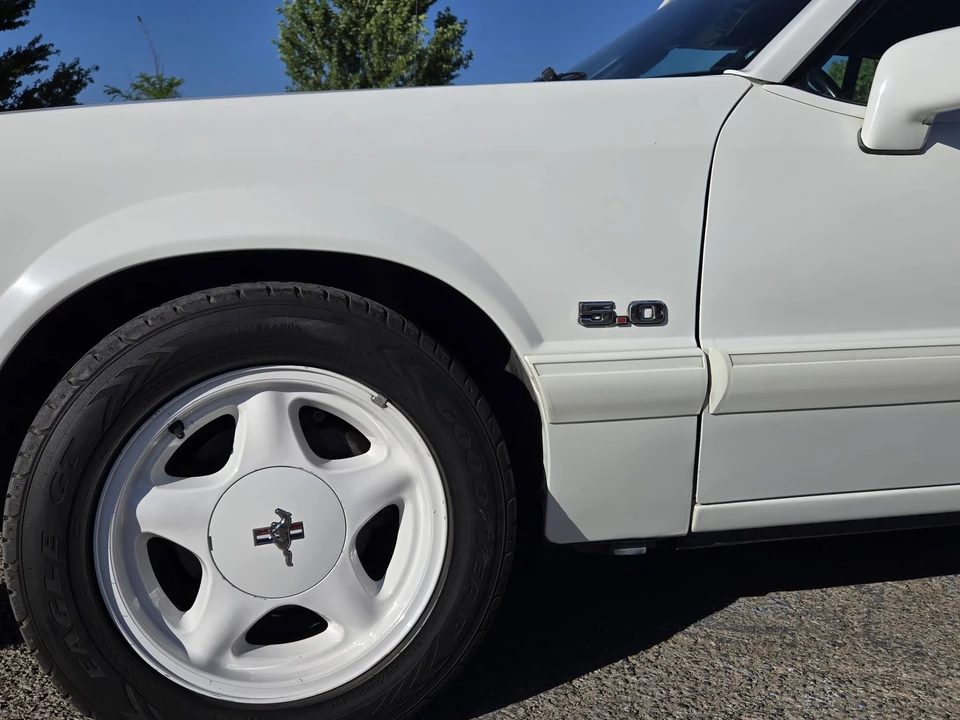 1993 Ford Mustang 3rd Gen - Image 19 of 31