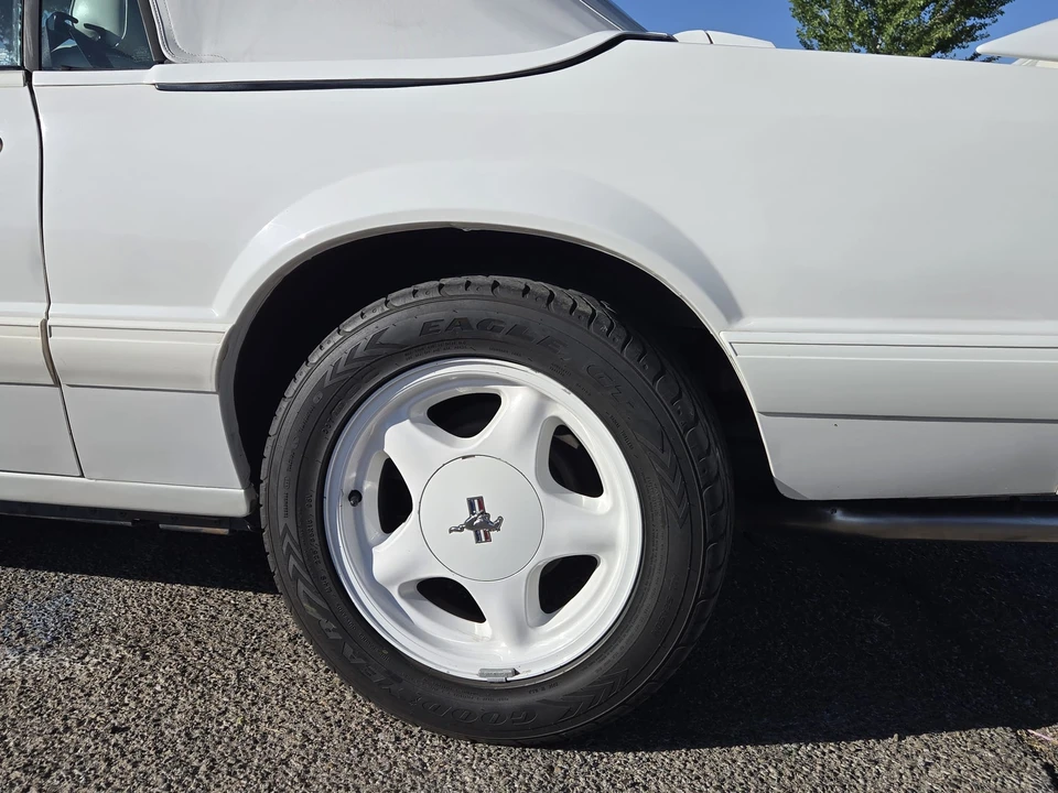 1993 Ford Mustang 3rd Gen - Image 27 of 31