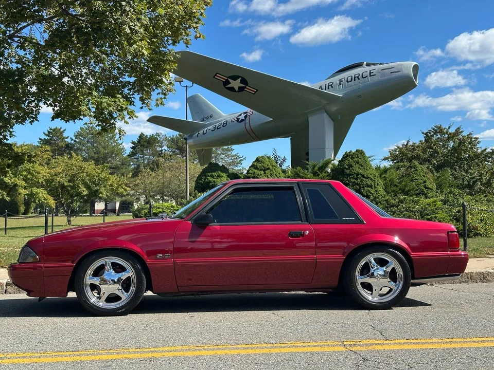 1993 Ford Mustang 3rd Gen - Image 10 of 11