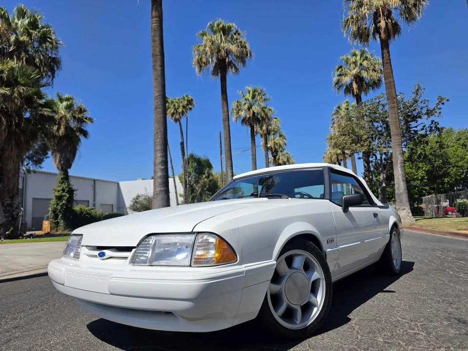 1993 Ford Mustang 3rd Gen - Image 2 of 17