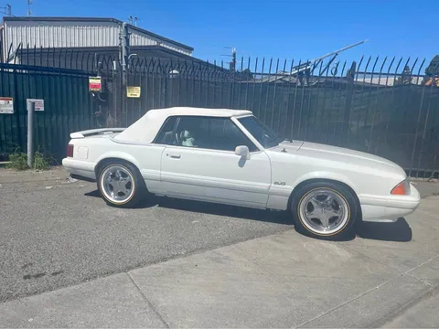 1993 Ford Mustang LX 5.0 Liter Convertible